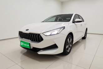 起亚K3 2020款 1.5L CVT新锐天窗版