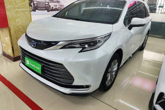 丰田 赛那SIENNA 2021款 2.5L混动 至尊版