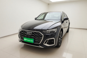 奥迪Q5L 2022款 40T 时尚动感型