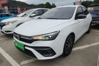 荣威i5 2021款 1.5L 手动铂金版