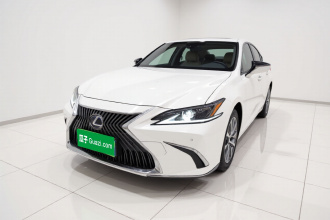 雷克萨斯ES 2021款 300h 卓越版