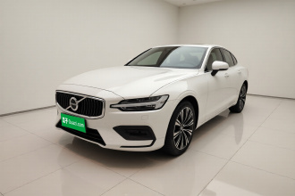 沃尔沃S60 2026款 B4 智远豪华版