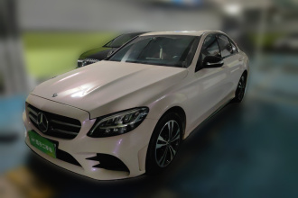 奔驰C级 2019款 C 260 运动版