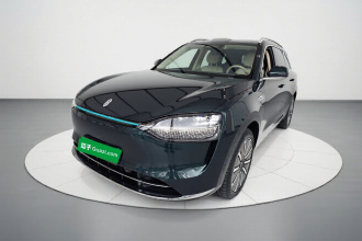 鸿蒙智行 问界M9 2025款 增程 Ultra版 52kWh 6座版 (192线激光雷达）