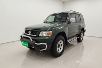 猎豹汽车 猎豹Q6 2015款 2.4L 手动四驱卓越型