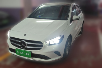 奔驰B级 2021款 B 200 时尚型