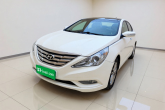 现代 索纳塔 2011款 2.0L 自动领先版
