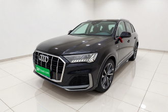 奥迪Q7 2021款 55 TFSI quattro S line运动型