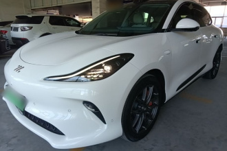 智己汽车 智己LS6 2025款 灵蜥智驾剧院版