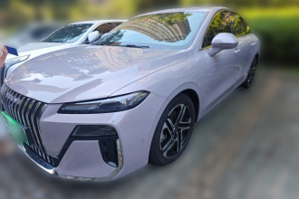 荣威M7 DMH 2025款 160km臻享版