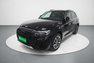 奥迪Q5L 2024款 40 TFSI 时尚动感型