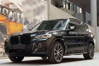 宝马X3 2022款 xDrive30i 领先型 M曜夜套装