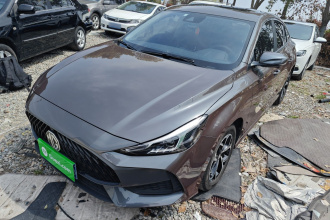 名爵 MG5 2022款 180DVVT CVT青春旗舰版