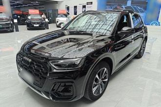 奥迪Q5L 2023款 40T 豪华动感型