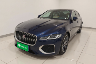 捷豹XFL 2021款 XFL 2.0T P250 两驱尊享豪华版