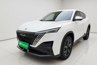 东风风神 皓瀚 2025款 DH-i 1.5T 时尚型