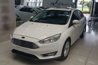福特 福克斯 2015款 三厢 1.6L 自动风尚型