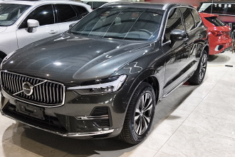 沃尔沃XC60 2022款 B5 四驱智逸豪华版