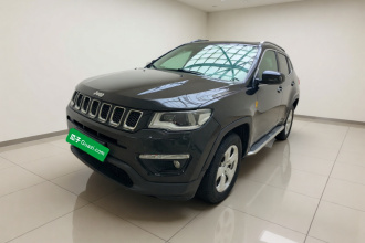 Jeep 指南者 2019款 220T 自动家享四驱版