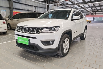 Jeep 指南者 2020款 220T 自动领先版