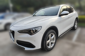 阿尔法·罗密欧 Stelvio斯坦维 2017款 2.0T 200HP 精英版