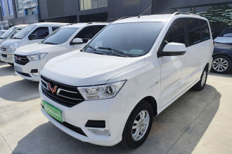 五菱汽车 五菱宏光 2021款 1.5L S舒适型LAR