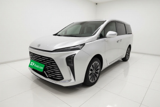 别克GL8 2025款 陆尊 尊享版