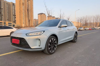 鸿蒙智行 问界M5 2022款 增程四驱旗舰版