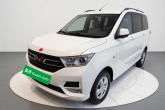 五菱汽车 五菱宏光 2021款 1.5L改款 S舒适型 电动助力LAR