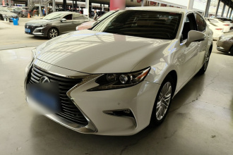 雷克萨斯ES 2015款 200 精英版