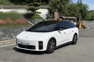 理想汽车 理想i6 2025款 四驱标准版