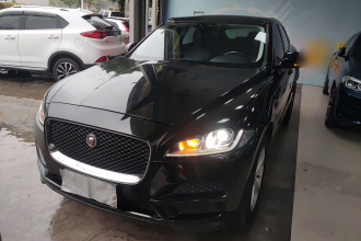 捷豹F-PACE 2020款 2.0T 都市尊享版