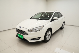 福特 福克斯 2015款 三厢 1.6L 自动风尚型