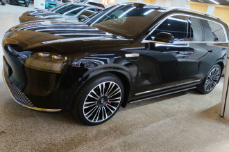 鸿蒙智行 问界M9 2024款 增程 Ultra版 42kWh 6座版