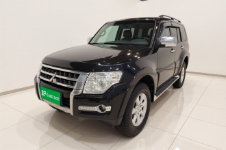 三菱 帕杰罗(进口) 2019款 3.0L 自动豪华版