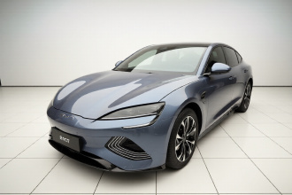 比亚迪 海豹 2022款 550km 标准续航后驱版尊贵型