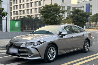 丰田 亚洲龙 2019款 2.0L 进取版 国VI