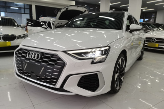 奥迪A3 2022款 A3L Limousine 35 TFSI 时尚运动型