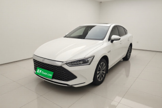 比亚迪 秦PLUS 2024款 荣耀版 DM-i 55KM领先型