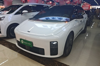 理想汽车 理想i6 2025款 两驱标准版
