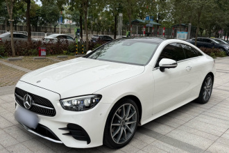 奔驰E级(进口)  改款 E 260 4MATIC 轿跑车