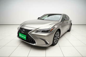 雷克萨斯ES 2023款 260 卓越版