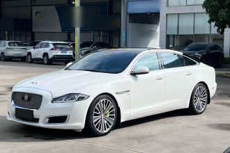 捷豹XJ 2018款 XJL 3.0 SC 两驱典雅商务版