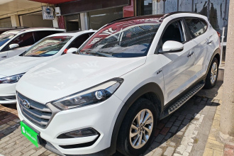 现代 途胜 2018款 1.6T 双离合两驱15周年特别版