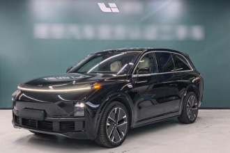 理想汽车 理想L8 2025款 Ultra 智能焕新版