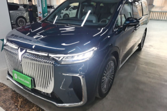 岚图汽车 岚图梦想家 2025款 PHEV 四驱旗舰鲲鹏版