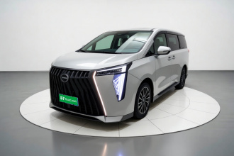广汽传祺 传祺M8 2023款 宗师系列 双擎 御尊版
