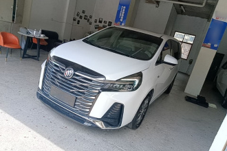 别克GL8 2023款 陆上公务舱 尊贵型