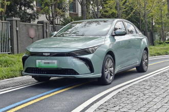 吉利几何G6 2022款 480 新享型