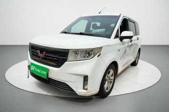 五菱汽车 五菱宏光PLUS 2019款 1.5T 手动舒适型 7座